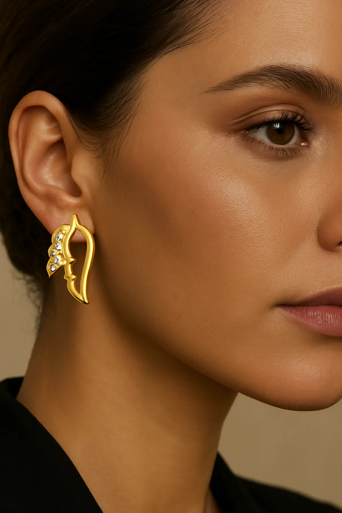 Eternal Bond Halo  halo symbolizing everlasting connection.